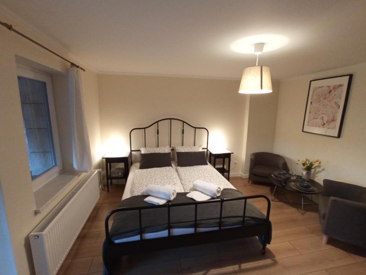 Bed and Breakfast Dom Na Klonowym Wzgorzu Строне-Слёнске Экстерьер фото