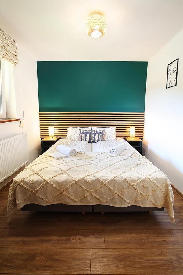 Bed and Breakfast Dom Na Klonowym Wzgorzu Строне-Слёнске Экстерьер фото