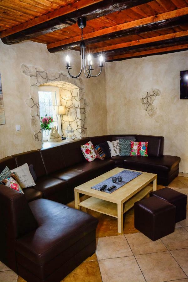 Bed and Breakfast Dom Na Klonowym Wzgorzu Строне-Слёнске Экстерьер фото