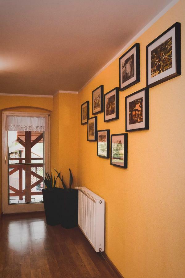 Bed and Breakfast Dom Na Klonowym Wzgorzu Строне-Слёнске Экстерьер фото